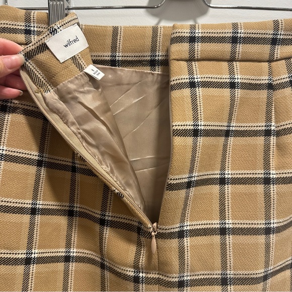 Aritzia Wilfred Patio Mini Skirt in Marisol Beige/Black Plaid BNWT - Picture 3 of 4